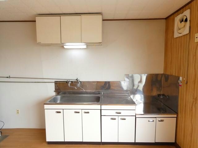 ひまわりハイツⅡ（鳥取北）の物件内観写真