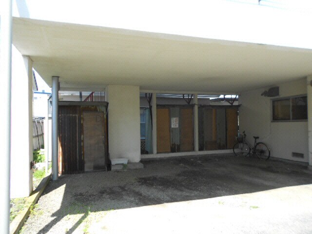 やまとマンション（愛国東３）の物件外観写真