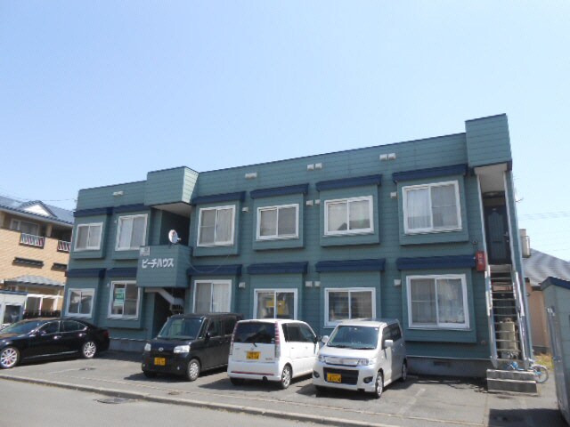 ピーチハウスの物件外観写真