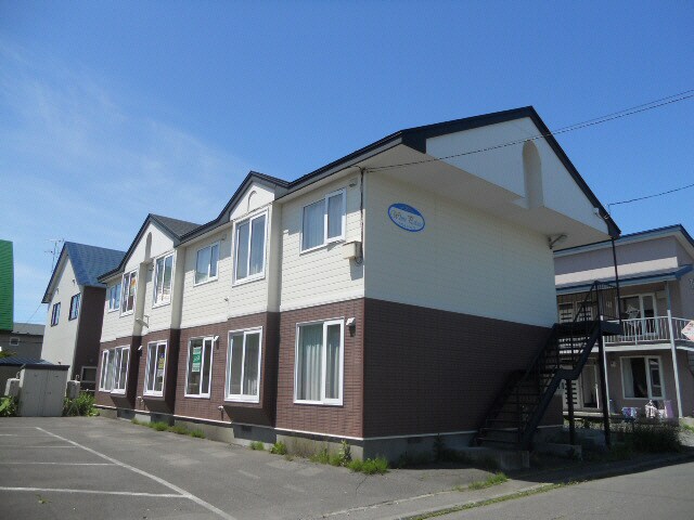 ホワイトパレスの物件外観写真