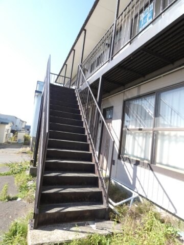 菅マンションの物件外観写真