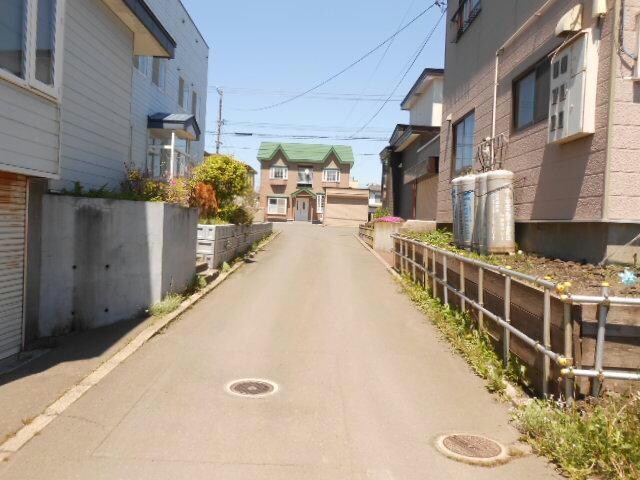 菅マンションの物件外観写真