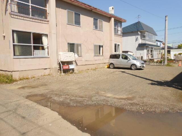 シャルロット愛国の物件外観写真