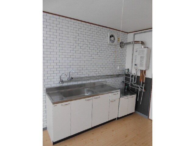 シャルロット愛国の物件内観写真