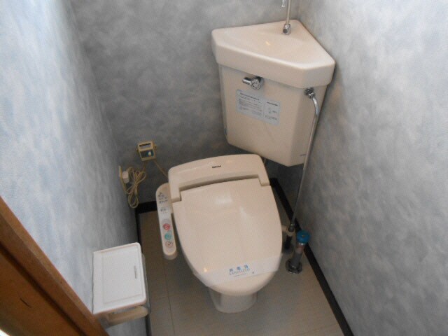 シャルロット愛国の物件内観写真