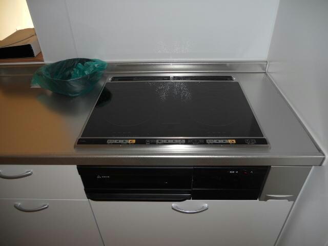 プレシャスコートＡの物件内観写真