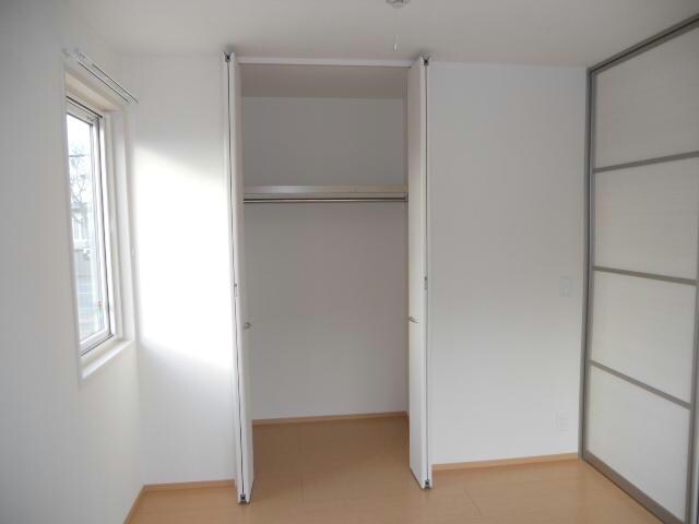 プレシャスコートＡの物件内観写真