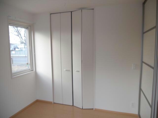 プレシャスコートＡの物件内観写真