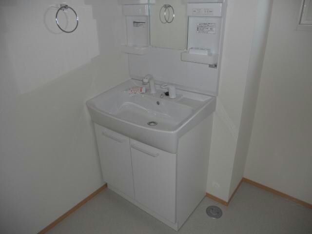 プレシャスコートＡの物件内観写真