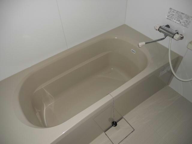 プレシャスコートＡの物件内観写真