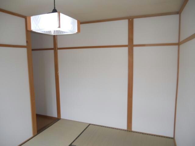 青柳ハイツの物件内観写真