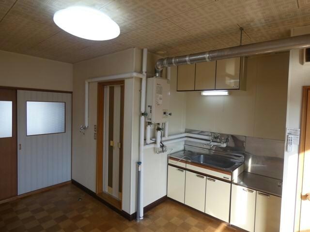 スカイハイツ（愛国西）の物件内観写真