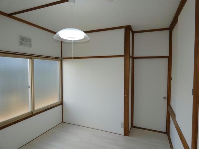 しんたにハイツの物件内観写真