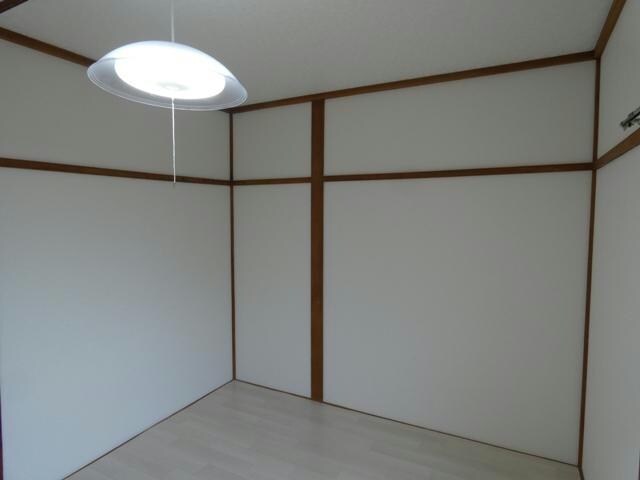 しんたにハイツの物件内観写真