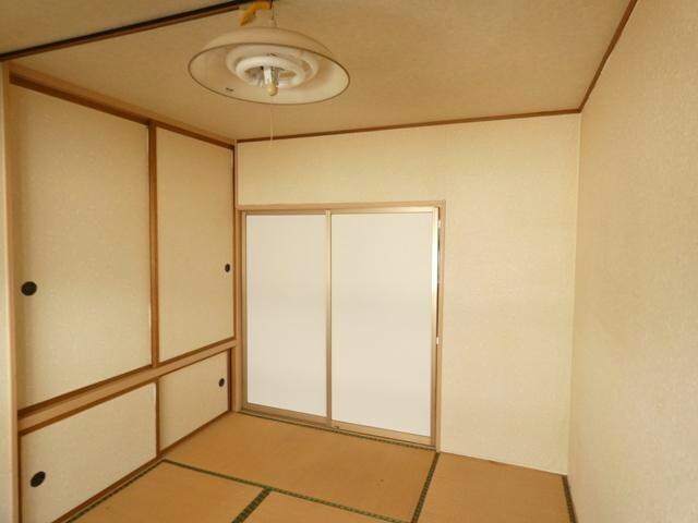 拓穂ハイツ（愛国東2-6-23）の物件内観写真