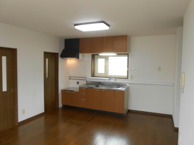 グリーンハイツ(鳥取北）の物件内観写真