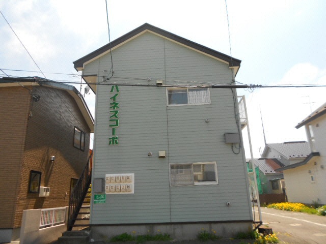 ハイネスコーポの物件外観写真