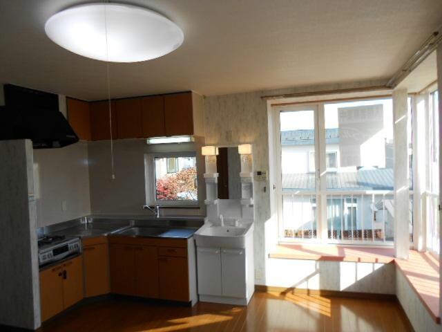 リバーサイドルアーの物件内観写真