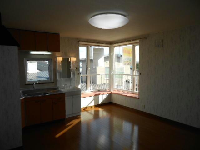 リバーサイドルアーの物件内観写真