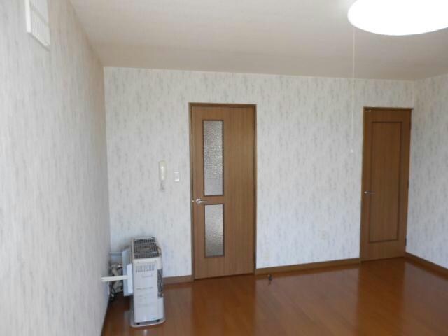 リバーサイドルアーの物件内観写真