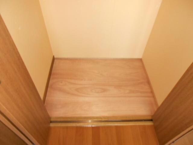 リバーサイドルアーの物件内観写真