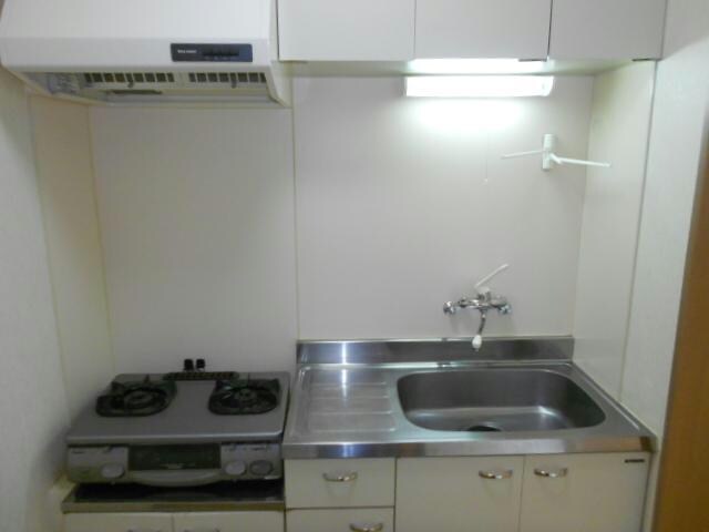 ハイツ雄飛の物件内観写真