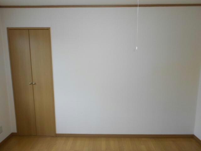 ハイツ雄飛の物件内観写真