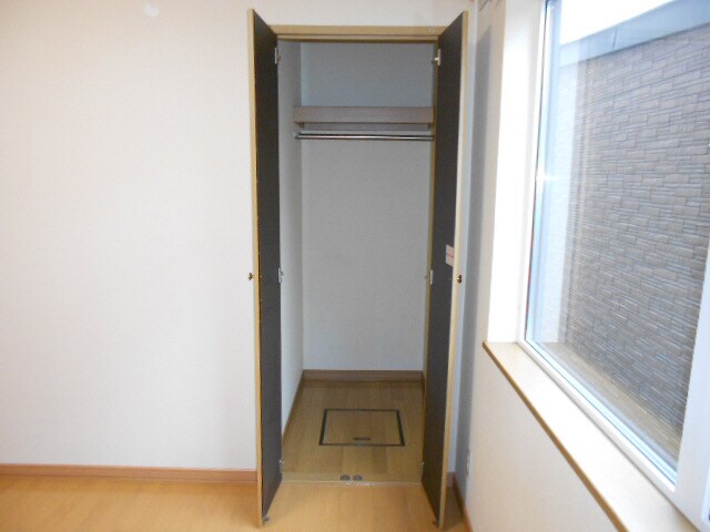 ハイツ雄飛の物件内観写真