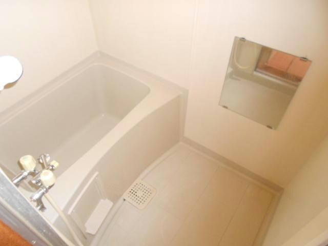 中岡マンション（鳥取北９）の物件内観写真