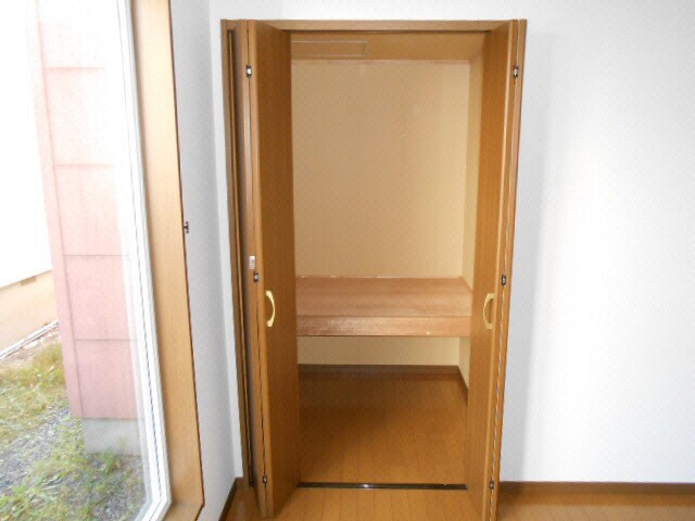 ひまわりハイツ昭和の物件内観写真