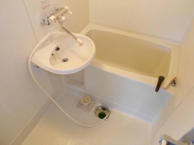 吉田ハイツ（北都）の物件内観写真