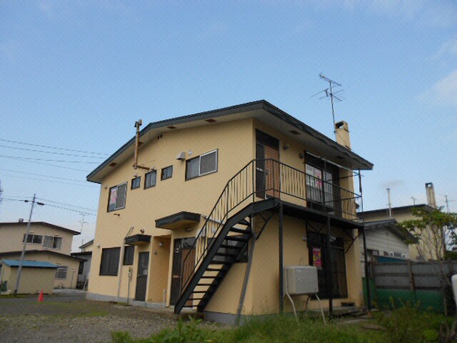 北園１－９－１２テラスハウスの物件外観写真