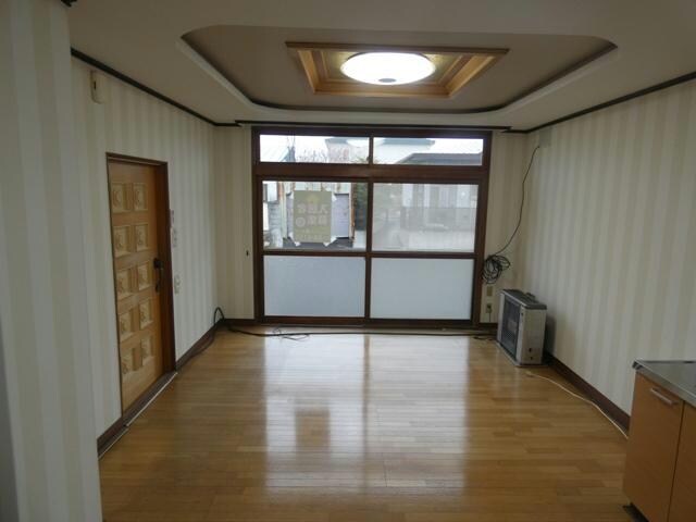 愛国東４－２７－１貸家の物件内観写真