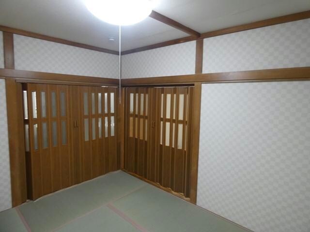 愛国東４－２７－１貸家の物件内観写真