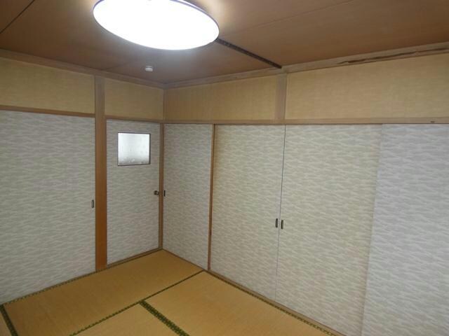 愛国東４－２７－１貸家の物件内観写真