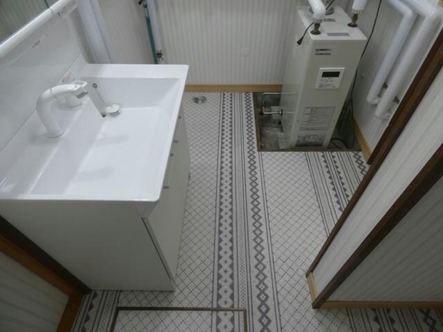 愛国東４－２７－１貸家の物件内観写真