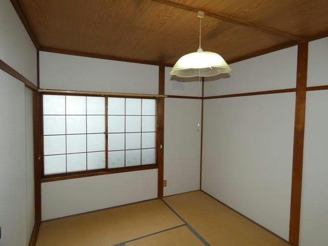 松田マンションの物件内観写真