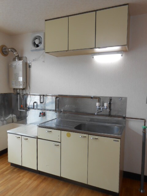 愛国たかとハイツの物件内観写真