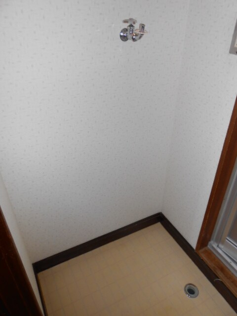 愛国たかとハイツの物件内観写真