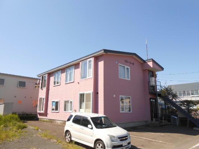 リリーコーポの物件外観写真