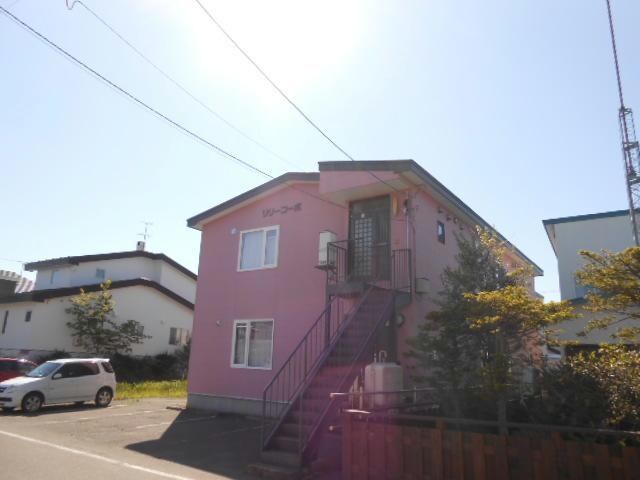 リリーコーポの物件外観写真