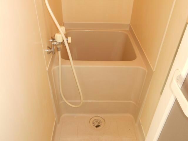 アップルマンションの物件内観写真