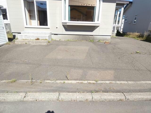 芦野１－９－１１貸家の物件外観写真