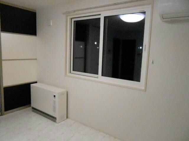 ディールームリバーサイドの物件内観写真