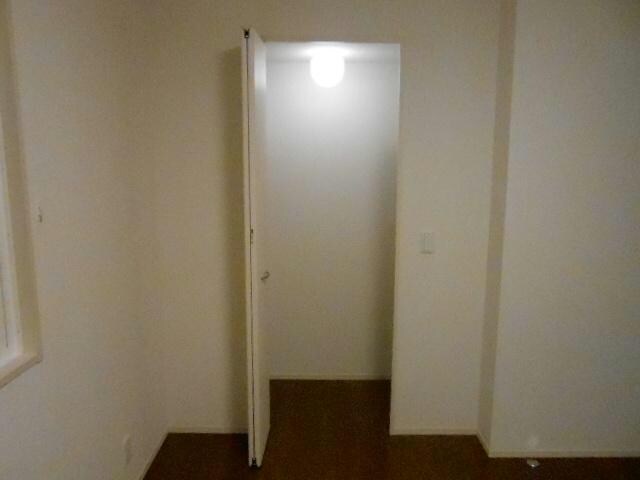 ディールームリバーサイドの物件内観写真