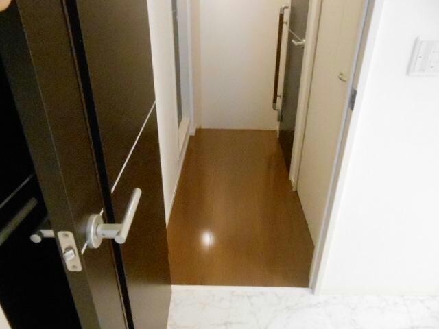 ディールームリバーサイドの物件内観写真