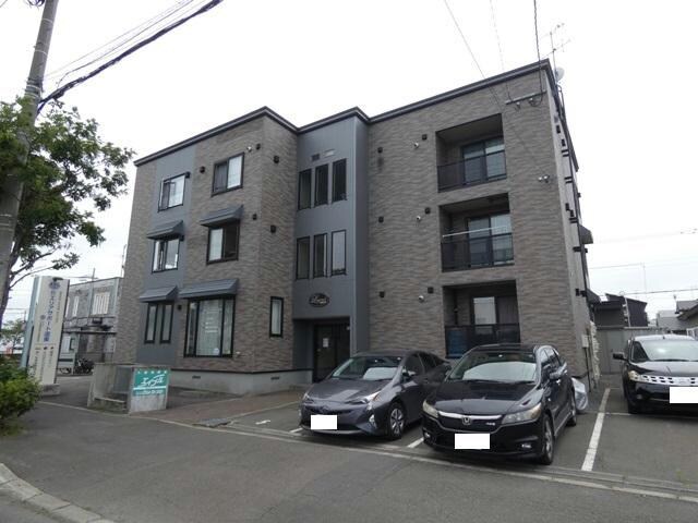 レジェンドの物件外観写真