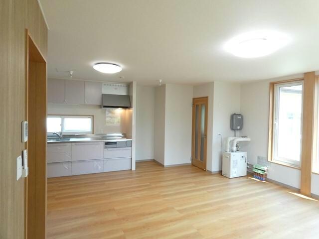 鳥取北１０－１５－４貸家の物件内観写真