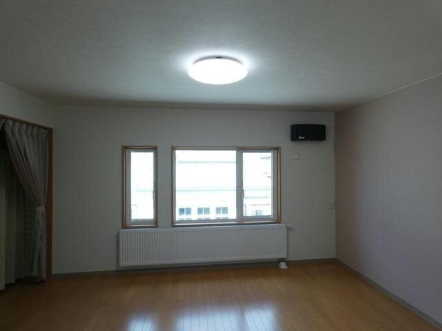 鳥取北１０－１５－４貸家の物件内観写真