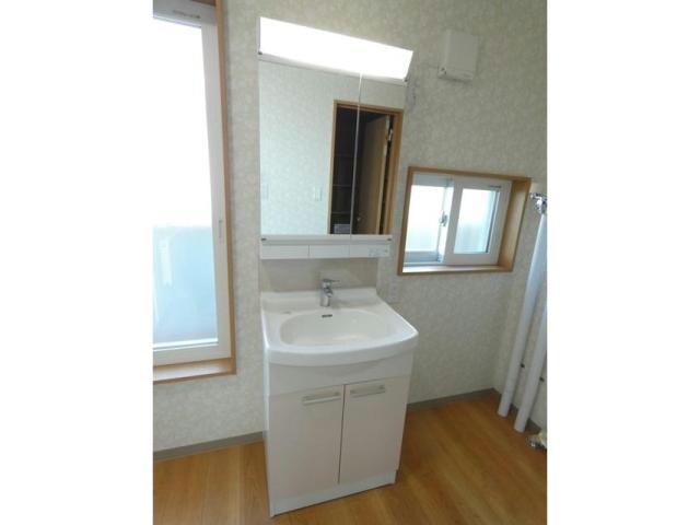 鳥取北１０－１５－４貸家の物件内観写真